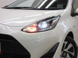 LEDヘッドライトです。デザイン性がよくとても明るいので、夜間の走行や悪天候でも安心です。しかも長寿命!