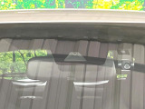 【トヨタセーフティセンス】走行中に前方の車両等を認識し、衝突しそうな時は警報とブレーキで衝突回避と被害軽減をアシスト。より安全にドライブをお楽しみいただけます。