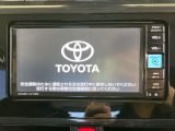 【純正ナビ】人気の純正ナビを装備しております。ナビの使いやすさはもちろん、オーディオ機能も充実!キャンプや旅行はもちろん、通勤や買い物など普段のドライブも楽しくなるはず♪