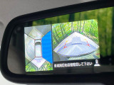 【アラウンドビューモニター】専用のカメラにより、上から見下ろしたような視点で360度クルマの周囲を確認することができます☆死角部分も確認しやすく、狭い場所での切り返しや駐車もスムーズに行えます。