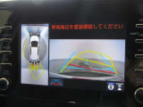 パノラミックビューモニター付きです。車両を上から見たような映像をディスプレイオーディオ画面に表示。運転席からの目視だけでは見にくい、車両周辺の状況をリアルタイムでしっかり確認できます。