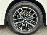 右前フロント 225/55R18