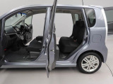 愛知ダイハツではお車をご購入頂いた後が本当のお付き合いのスタートだと思っています。 ですので定期点検や車検もお得なパックをご用意してお客様に頼りにされるダイハツディーラーを目指しています☆