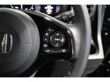 Hondaセンシングの機能のひとつ、アダプティブクルーズコントロール付!アクセルから足を離しても設定したスピードと前車との車間を保ち走行してくれます!車線維持もアシスト☆高速道路で疲労軽減ですね☆