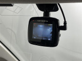 【ドライブレコーダー】映像・音声などの運転中の記録を残します。事故などを起こした起こされた時の証拠になりえますので、もしも時でも安心ですね。