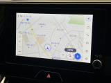 【8型ナビ機能付きディスプレイオーディオ】ナビ機能搭載の他、お持ちのスマートフォンと連携して、ナビやbluetoothでの音楽再生が可能です♪デザインはもちろん操作性も良好!