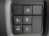スマートアシストを搭載したサポカーS車です。