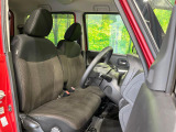 運転席シート廻りは使用感も少なく、良好な状態となっています。丁寧に使われていたことがよくわかりますね。