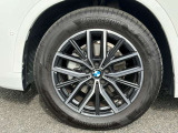 左前フロント 225/55R18