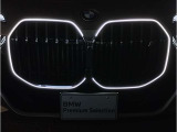 ☆BMWの代名詞とも言える【キドニーグリル】一目見ただけでBMW車であると認識できる確固たるアイコンとして存在感を放ちます☆