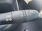 【オートライト(AUTO)】外の明るさをシステムが感知して、自動でヘッドライトが点灯します!ヘッドライトをつけ忘れを防ぐ便利機能です。