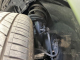 お車を安心してお乗りいただく為には、足回りの定期点検が欠かせません。サービスサポート(有償保証)では無料点検もご提供しており、安心のカーライフをお過ごしいただけるサポート体制が整っています。