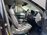 ◆LIBERALAは、輸入車選びの新たなスタイルを提案するインポート・セレクト・ブランドです。オーナー様となる方がクルマから直接感じる感性を第一にした、最良の一台との出会いをコーディネートいたします。