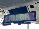 【デジタルインナーミラー】後席の大きな荷物や同乗者で後方が確認しづらい時でも安心!カメラが撮影した車両後方の映像をルームミラー内に表示。クリアな視界で状況の確認が可能です!