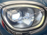 ●LEDヘッドライト:夜間走行時も良好な視界を確保し安心して運転できる高輝度LEDヘッドライトを装備!点灯速度が早く、消費電力も抑えられています。