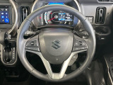 【純正革巻きステアリング】上質な革を使用することで、手にしっかり馴染みとても運転しやすいハンドルです♪