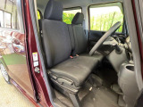 ドライバーによって運転しやすいポジションは異なり、あの車はどうなのか不安なこともありますよね。気になるお車は店頭で乗り込んでご確認いただけます♪