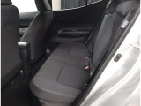 このお車の魅力は運転席だけではありません!!リア席もございます。ぜひ一度ご来店の上、体感してみてください!!