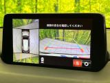 【360&deg;ビューモニター】専用のカメラにより、上から見下ろしたような視点で360度クルマの周囲を確認することができます☆死角部分も確認しやすく、狭い場所での切り返しや駐車もスムーズに行えます。