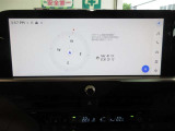 12.3インチのディスプレイオーデイオ(フルセグTV・AM/FMチューナー・Biuetooth・)+ナビが付いています。