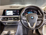 アウトバーンでの走行を見据えたBMWのブレーキシステムはもしもの時にもいち早くマシンを停止してくれます。