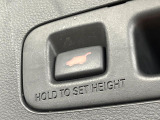 【パワーバックドア】スマートキーや運転席のボタンを押すだけでリアゲートが自動で開閉します!荷物を持っている時や、高い位置にあるバックドアを閉める際に便利な機能です♪