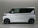 トヨタ高品質中古車洗浄「まるまるクリン」 外装はもちろん、内装はシートを外して見えないところまで徹底洗浄!お客様に責任を持って安心と美しさをお届けします!