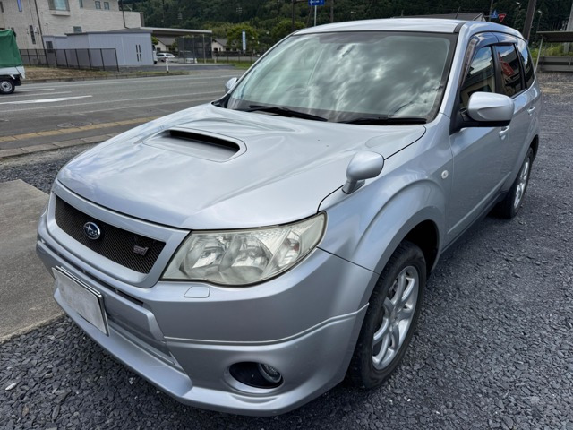 フォレスター 2.0 XT 4WD