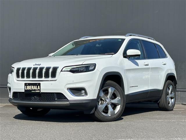 チェロキーリミテッド 4WD4WD 本革シート