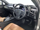 前方の見通しが良いすっきりした視界、誰でも扱いやすく運転できます。疲れにくく安心ドライブを更に快適なものにします!