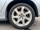 気になるお車がありましたら右の電話番号から直接お店にお問い合わせください。支払方法から車両情報、状態までなんでもご説明させて頂きます。スタッフ一同ご連絡お待ちしております。
