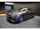 メルセデスの認定中古車「サーティファイドカー」には、最大100項目にも及ぶ点検・整備項目が設定されています