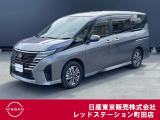 日産のミニバン、セレナハイウェイスターが入って来ました。