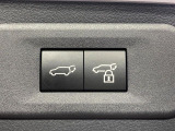 【パワーバックドア】スマートキーや運転席のボタンを押すだけでリアゲートが自動で開閉します!荷物を持っている時や、高い位置にあるバックドアを閉める際に便利な機能です♪