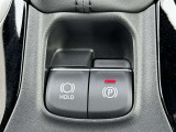 ★電動パーキングブレーキ★スイッチで作動・解除。「P」シフトで自動作動、「P」シフト以外にシフトで解除されるオート機能!