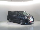 ご覧の車両以外にも多数のU-Carを展示販売しております。