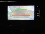 バックギアに入れると、このように後方が映し出されます!最終確認はご自身の目と耳で必ず行ってください!安全第一で!