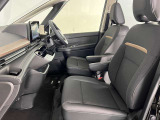 【車内ルームクリーニング済】専門スタッフにより車内はきれいにルームクリーニングを行っております。