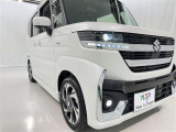 フォグランプ装着車です。暗い夜道の車両前方を明るく照らします