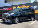 弊社は、九州運輸局の認証工場を併設しており、エンジンオイルやタイヤ等の交換作業はもちろん、点検車検から修理も承ります!国家試験に合格したプロの整備士が、国産車から外車まで丁寧に幅広く対応します!