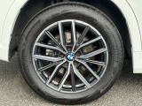 右後リヤ 225/55R18