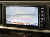 バックガイドモニターで、後方を確認しながら安心して駐車することができます。運転初心者も熟練者も必須の機能ですよ!