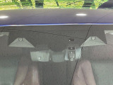 【アイサイト】前方の車両等を検知し、衝突しそうな時は警報で注意を促し、ブレーキを踏む力をサポート。ブレーキを踏めなかった場合は衝突被害軽減ブレーキが作動、衝突回避をサポートします。