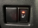 【シートヒーター】寒い日に重宝するシートヒーター!エアコンより早く温まってくれるので寒がりの人も安心ですね♪エアコンの温風は乾燥するから苦手、という方にもをおすすめです。