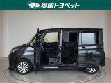 両側パワースライドドア付きだから、狭い駐車スペースなどでの 乗り降りラクラク!小さなお子さまのいるご家庭には嬉しい装備。