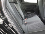 ゆとりある広々とした車内空間は、ドライブを始め買い物やレジャーなど、幅広く活躍します。一人でもみんなとでもお出かけを楽しみましょう!