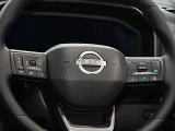 ハンドル左側には、アドバンスドドライブアシストディスプレイ設定、オーディオスイッチ、右側にはプロパイロット設定、ハンズフリー設定スイッチ