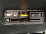 ◆【ETC】有料道路を利用する際に料金所で停止することなく通過できる、ETC車載器(ノンストップ自動料金収受システム機器)が装備されています。セットアップを行うことで利用可能になります。