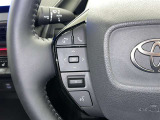 ステアリングスイッチ装備!運転しながら手元でオーディオの操作などができます。