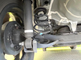 お車を安心してお乗りいただく為には、足回りの定期点検が欠かせません。サービスサポート(有償保証)では無料点検もご提供しており、安心のカーライフをお過ごしいただけるサポート体制が整っています。